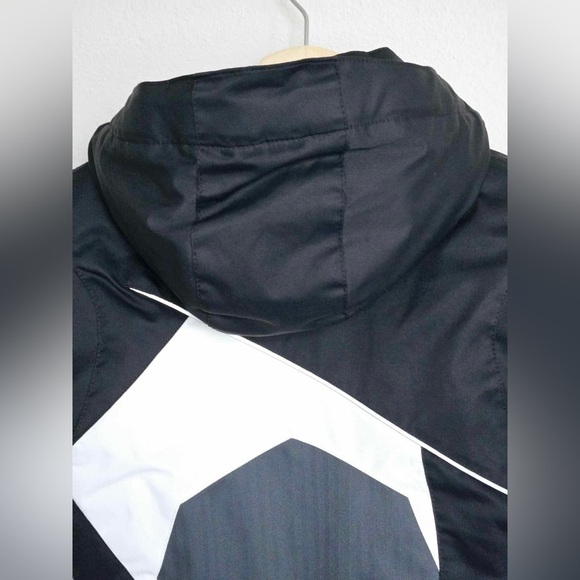 Obermeyer Toddler Boys Orb Snow Ski Snowboard Jacket Black Sz 4 - Picture 8 of 9